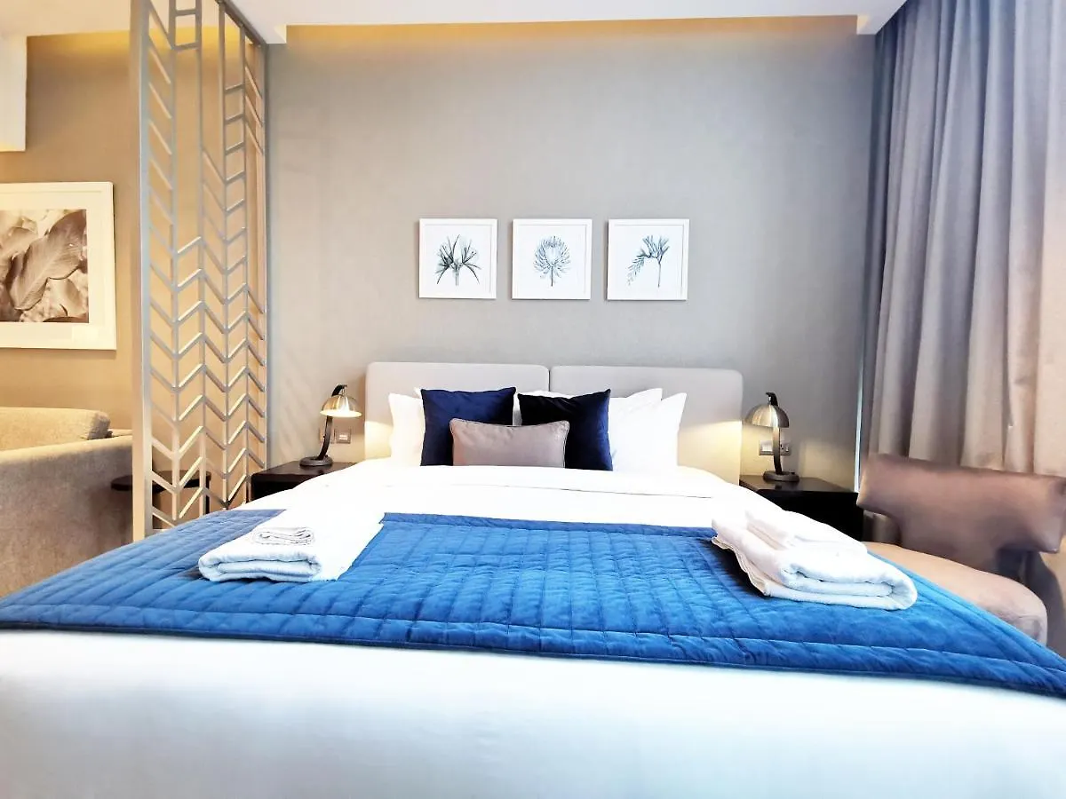 Vacay Lettings - Luxury Studio In Business Bay Dubai Apartment